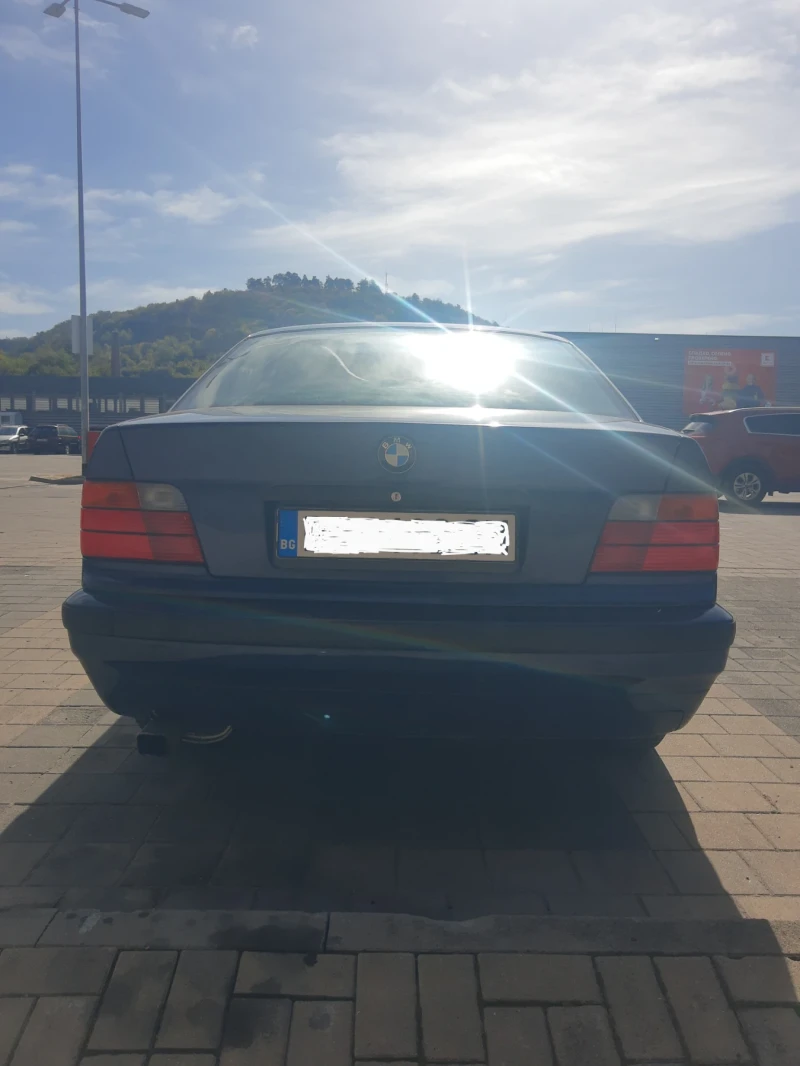 BMW 316 1.6 i, снимка 2 - Автомобили и джипове - 47473544