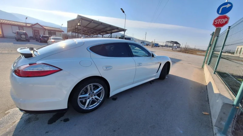 Porsche Panamera Hibrid, снимка 3 - Автомобили и джипове - 49249225