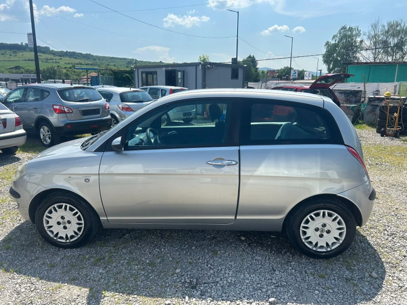 Lancia Ypsilon 1.3mjet, снимка 10 - Автомобили и джипове - 50592825
