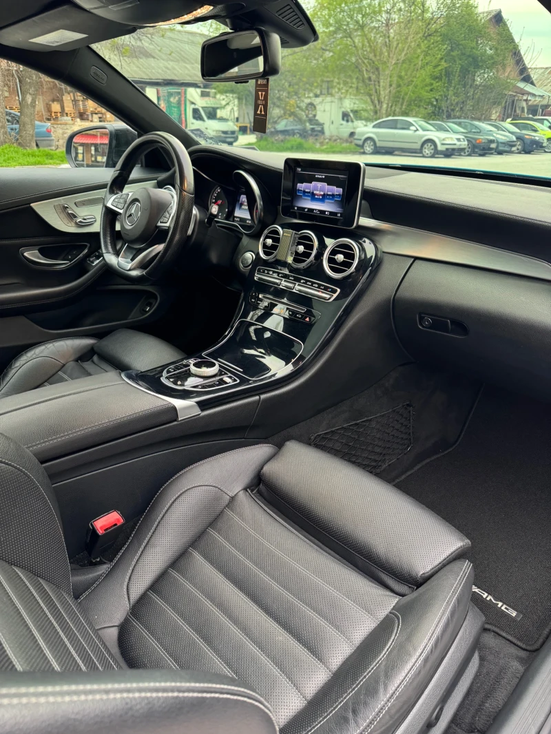 Mercedes-Benz C 300, снимка 13 - Автомобили и джипове - 52566238