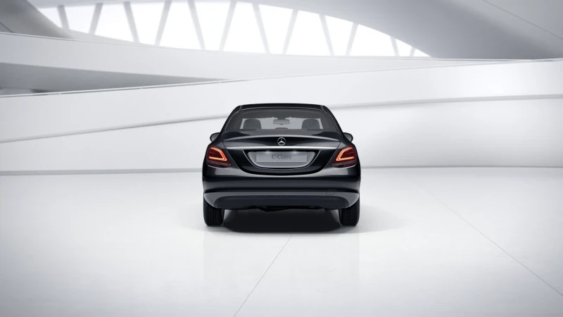 Mercedes-Benz C 180, снимка 5 - Автомобили и джипове - 52869698