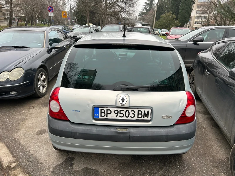 Renault Clio, снимка 6 - Автомобили и джипове - 53220384
