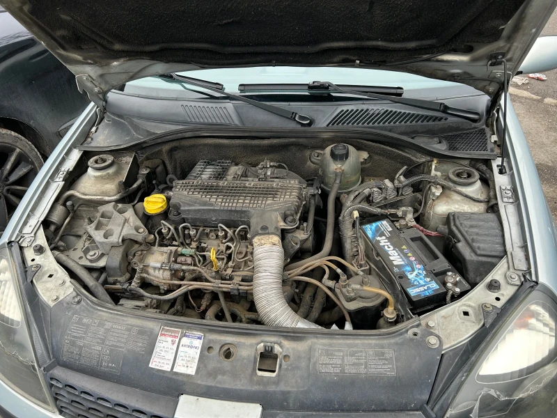 Renault Clio, снимка 9 - Автомобили и джипове - 53220384