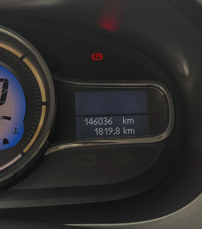 Renault Megane 1.5 dCi 95, снимка 6 - Автомобили и джипове - 53506946