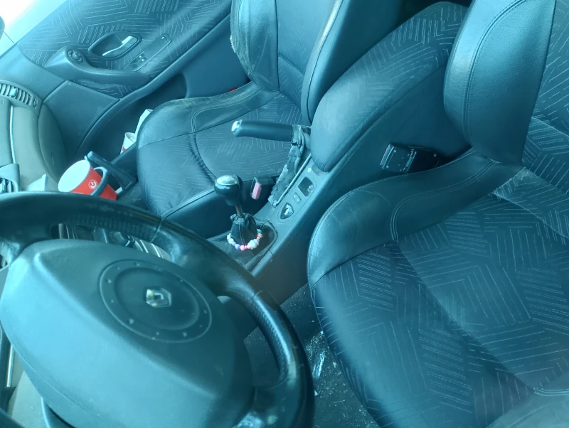 Renault Laguna, снимка 4 - Автомобили и джипове - 53529005