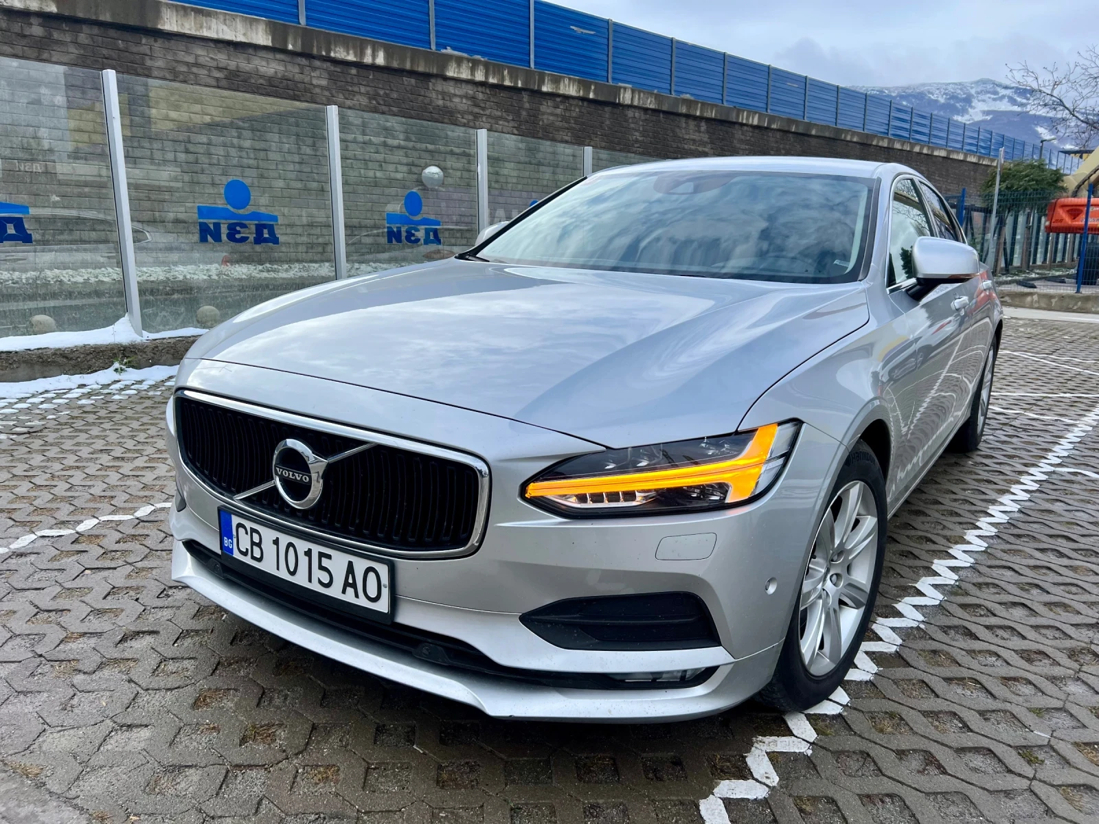 Volvo S90 D4 Momentum - [1] 