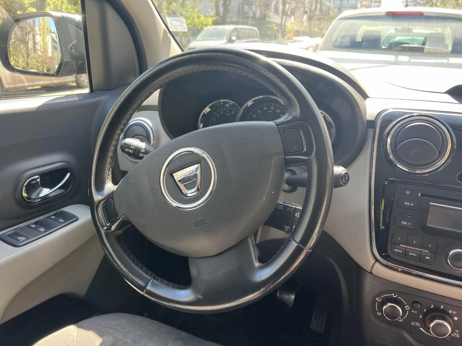 Dacia Lodgy  - изображение 5