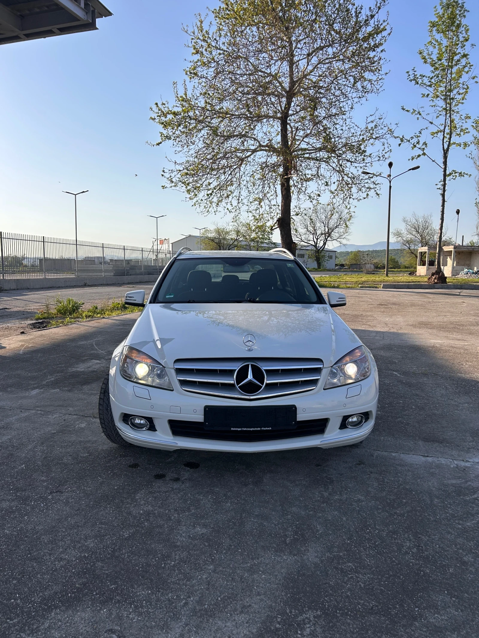 Mercedes-Benz C 220 ОМ646/Автомат/Нави/2009г - изображение 2