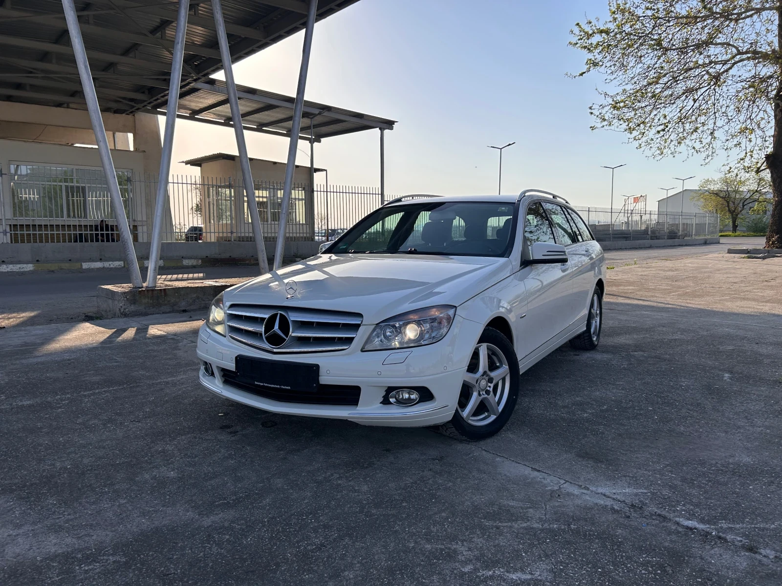 Mercedes-Benz C 220 ОМ646/Автомат/Нави/2009г - изображение 3