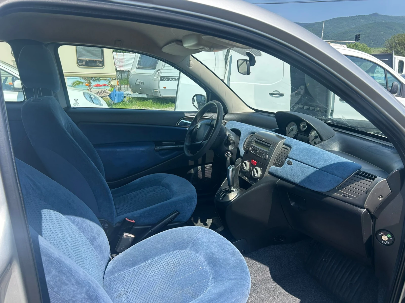 Lancia Ypsilon 1.3mjet | Mobile.bg — изображение 12