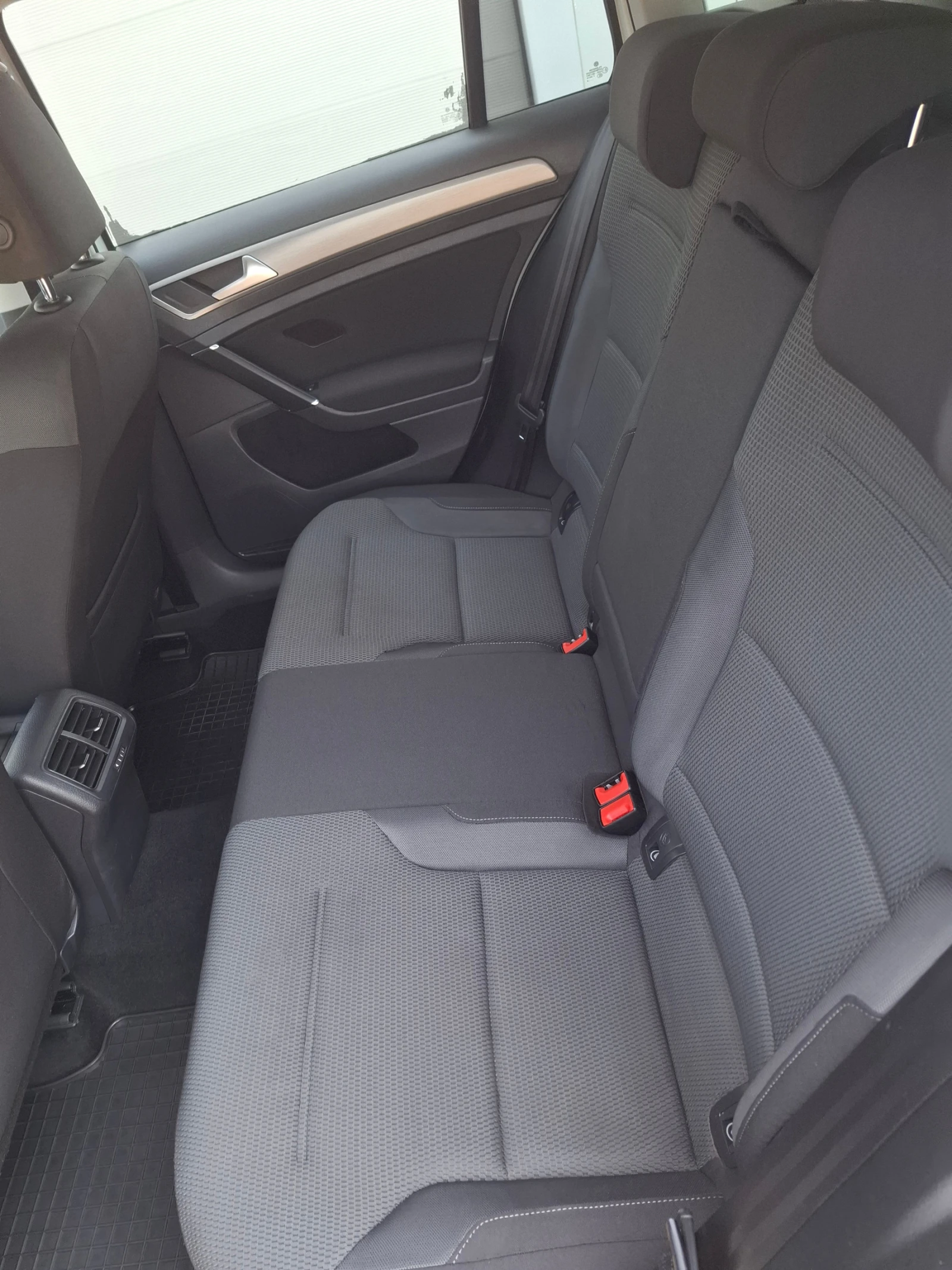 VW Golf DSG 1.4 Метан (Bluemotion) - изображение 8