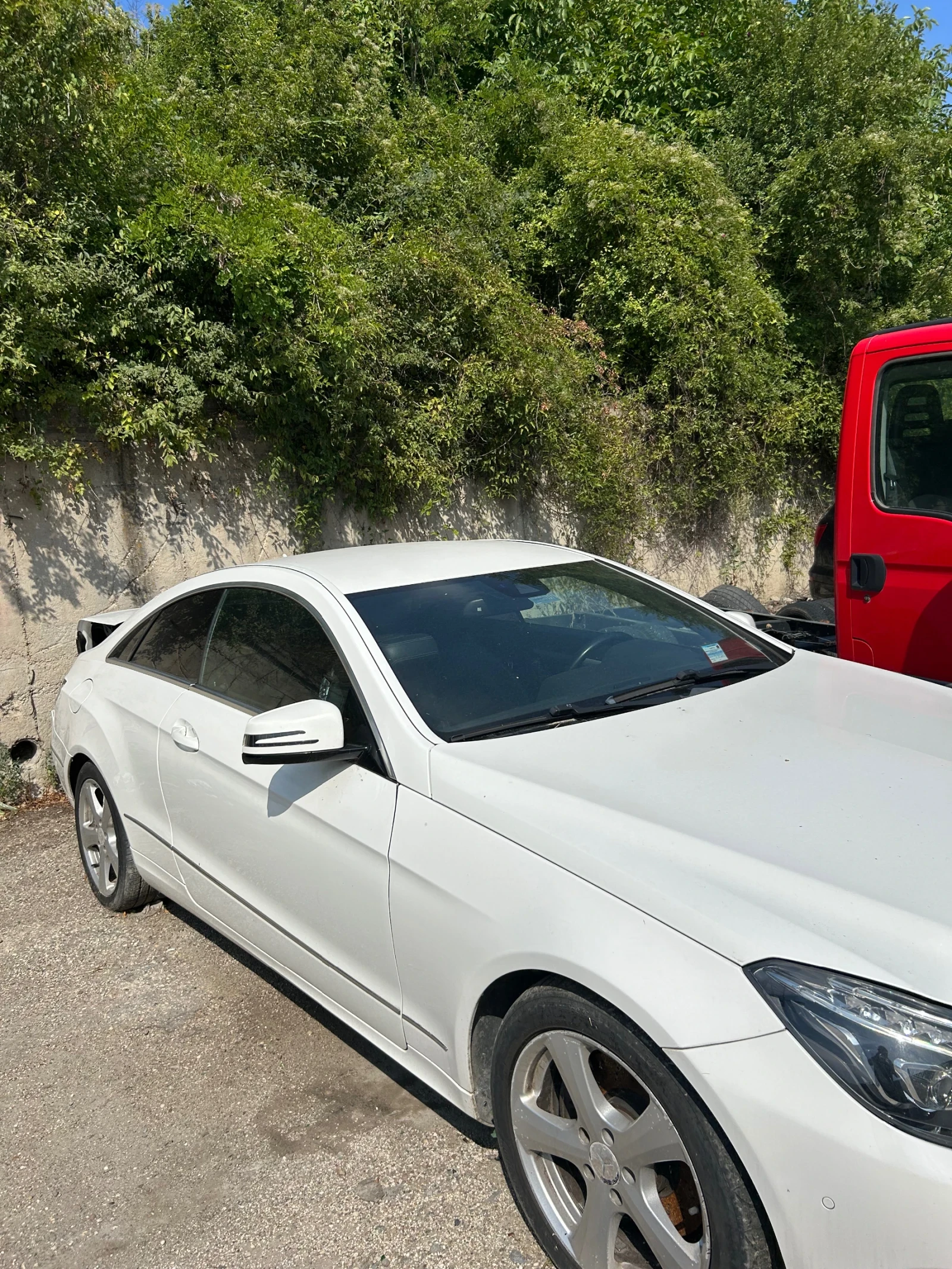 Mercedes-Benz E 250  - изображение 2