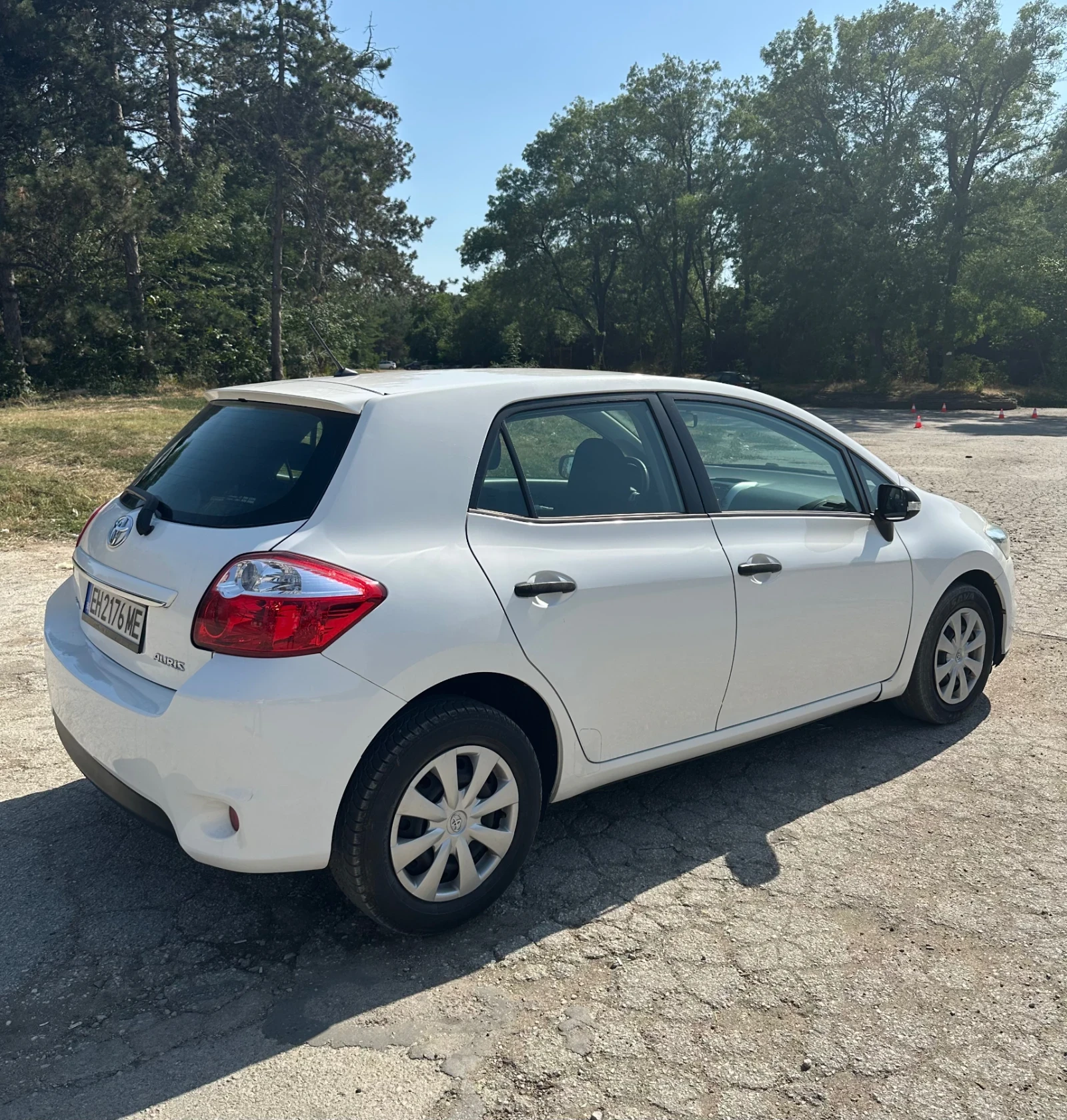 Toyota Auris 1.33 VVT-I 99kc 6 скорости - изображение 4