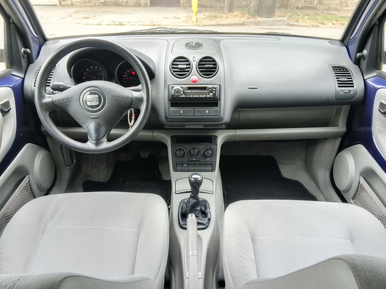 Seat Arosa 1.0 - изображение 7