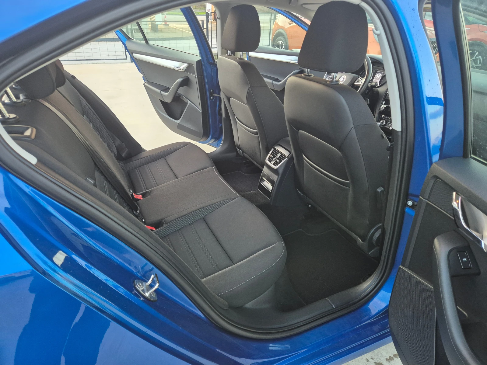 Skoda Octavia НОВА-М/Т-60811км - изображение 10