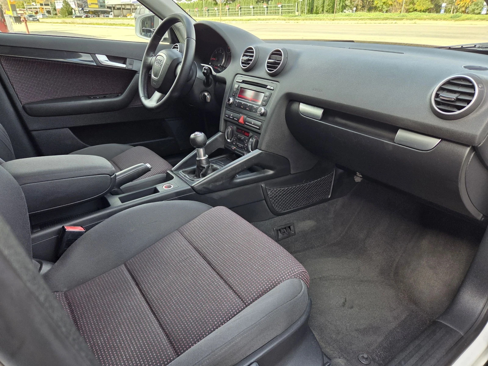 Audi A3 1, 9 tdi 105 hp S line sport back | Mobile.bg — изображение 13