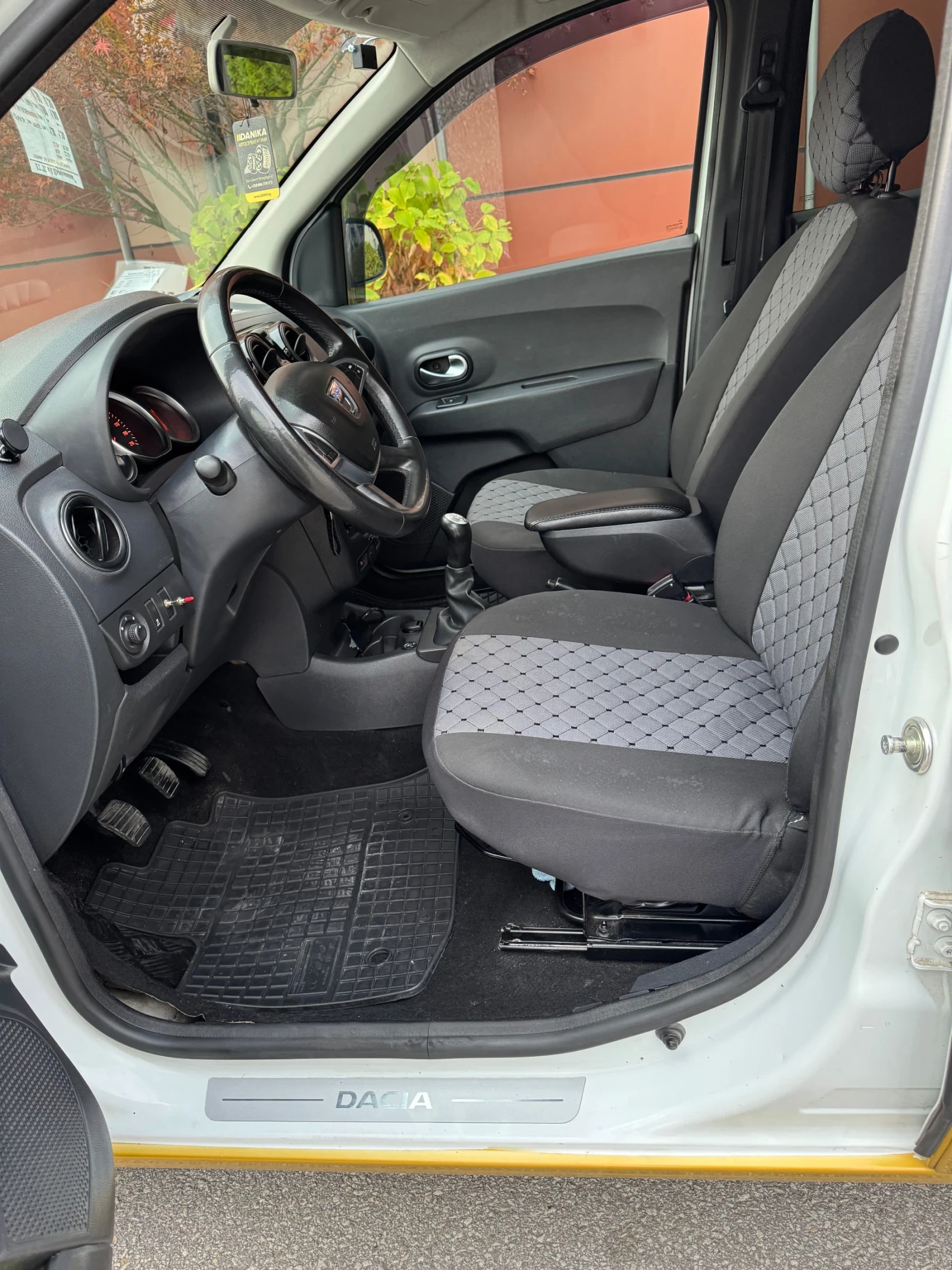 Dacia Lodgy 1.6i LPG | Mobile.bg   11