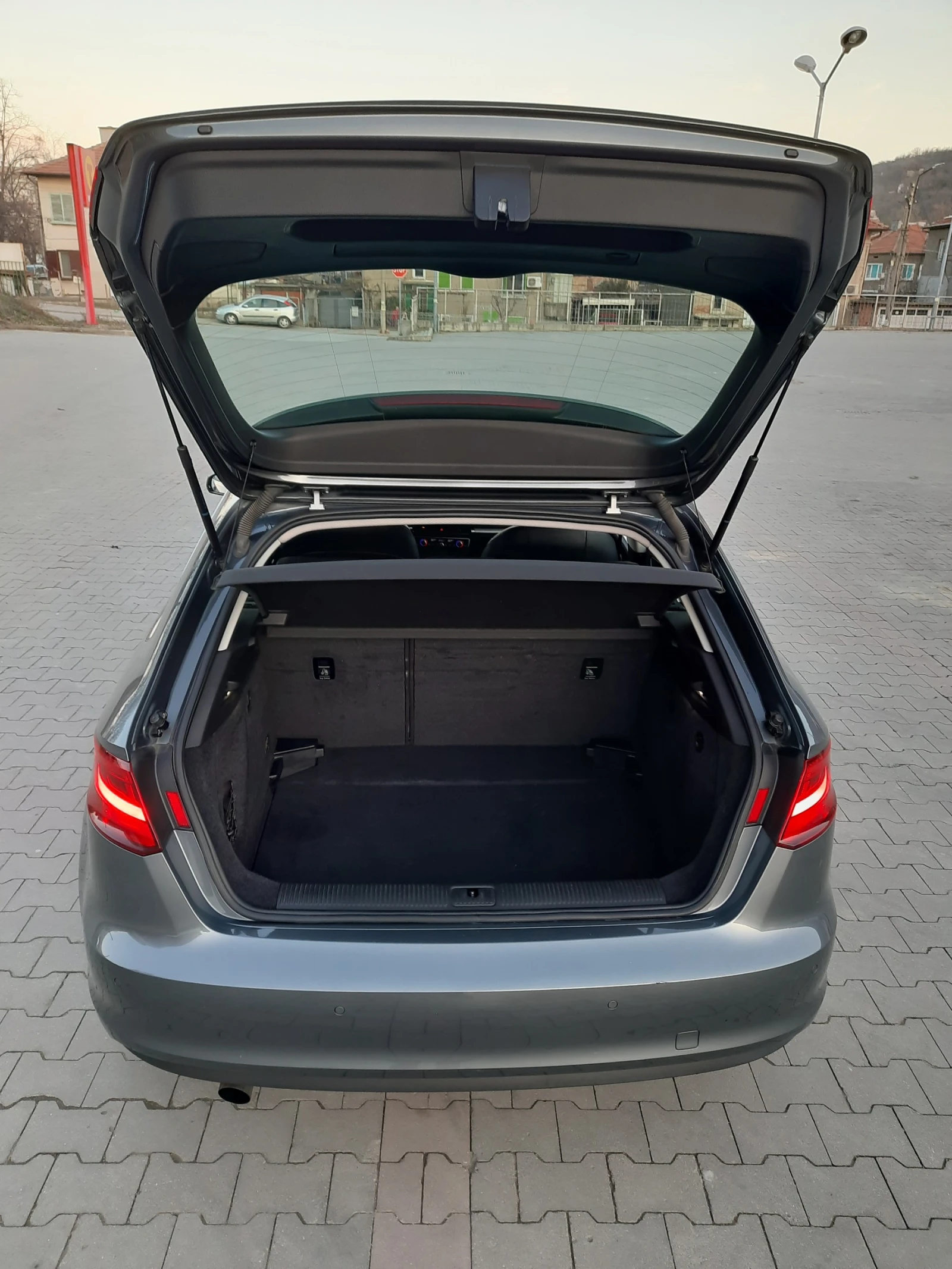 Audi A3 1, 6 TDI Sportback Euro 6b - изображение 6