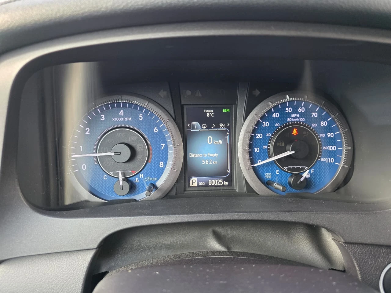 Toyota Sienna, снимка 10 - Автомобили и джипове - 53718389