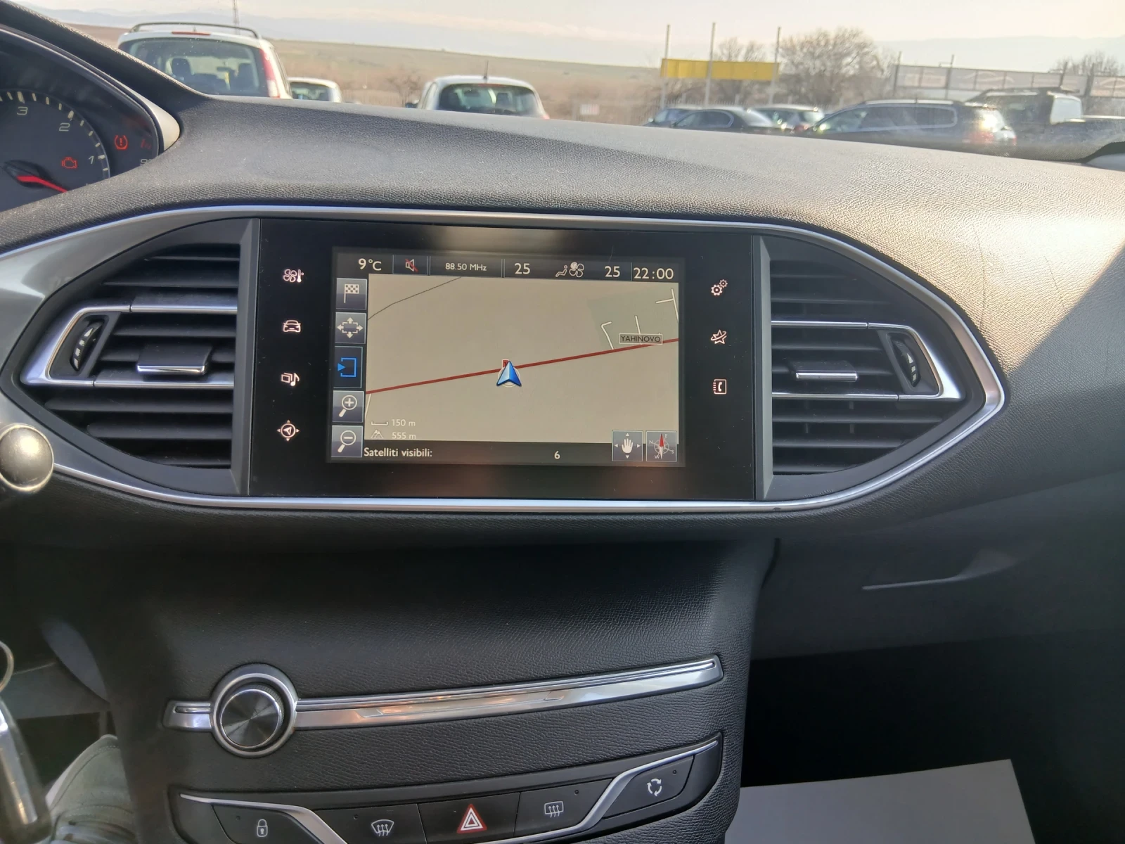 Peugeot 308 1.6e-hdi euro6, снимка 14 - Автомобили и джипове - 53927712