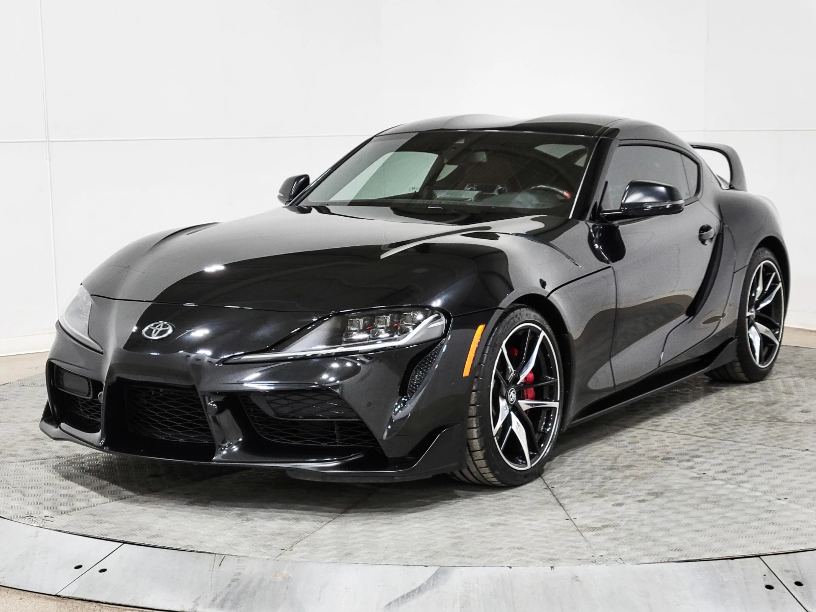 Toyota Supra GR HEADS UP С РЕГИСТРАЦИЯ&АВТО КРЕДИТ, снимка 2 - Автомобили и джипове - 53990239