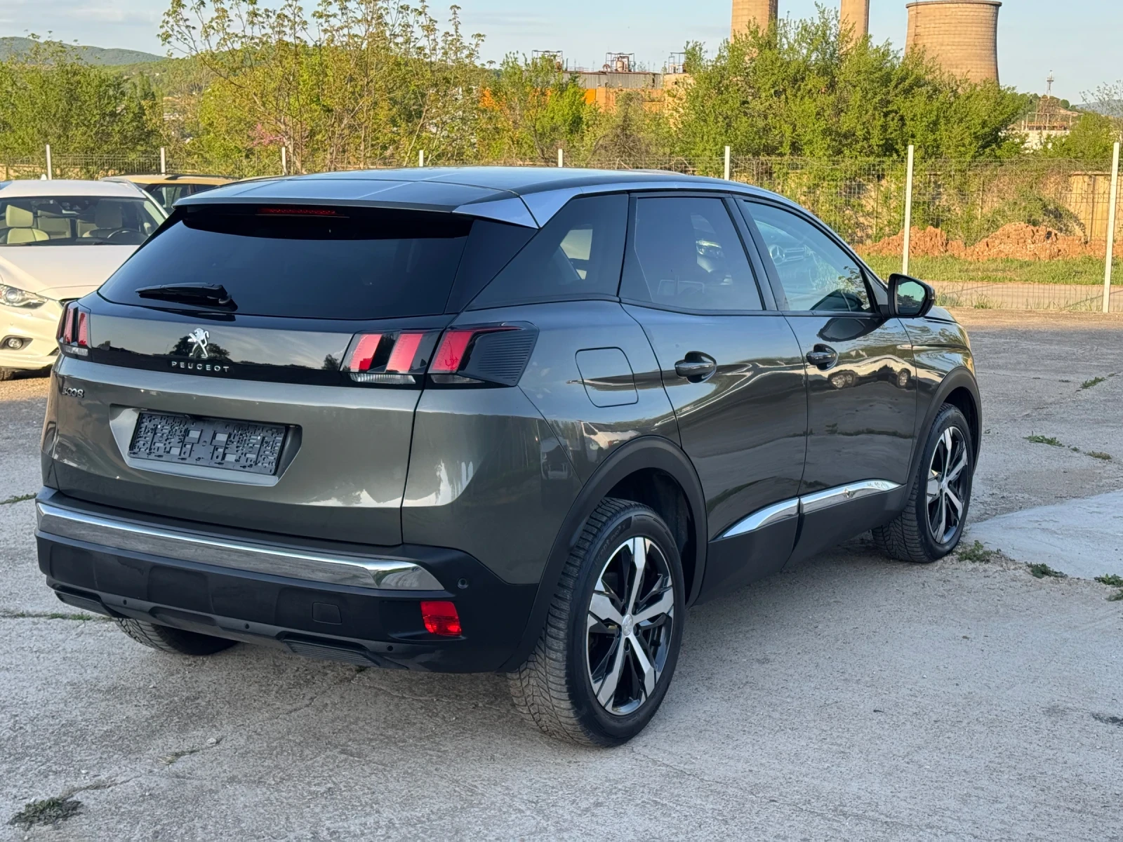 Peugeot 3008 Allure, снимка 4 - Автомобили и джипове - 54346252