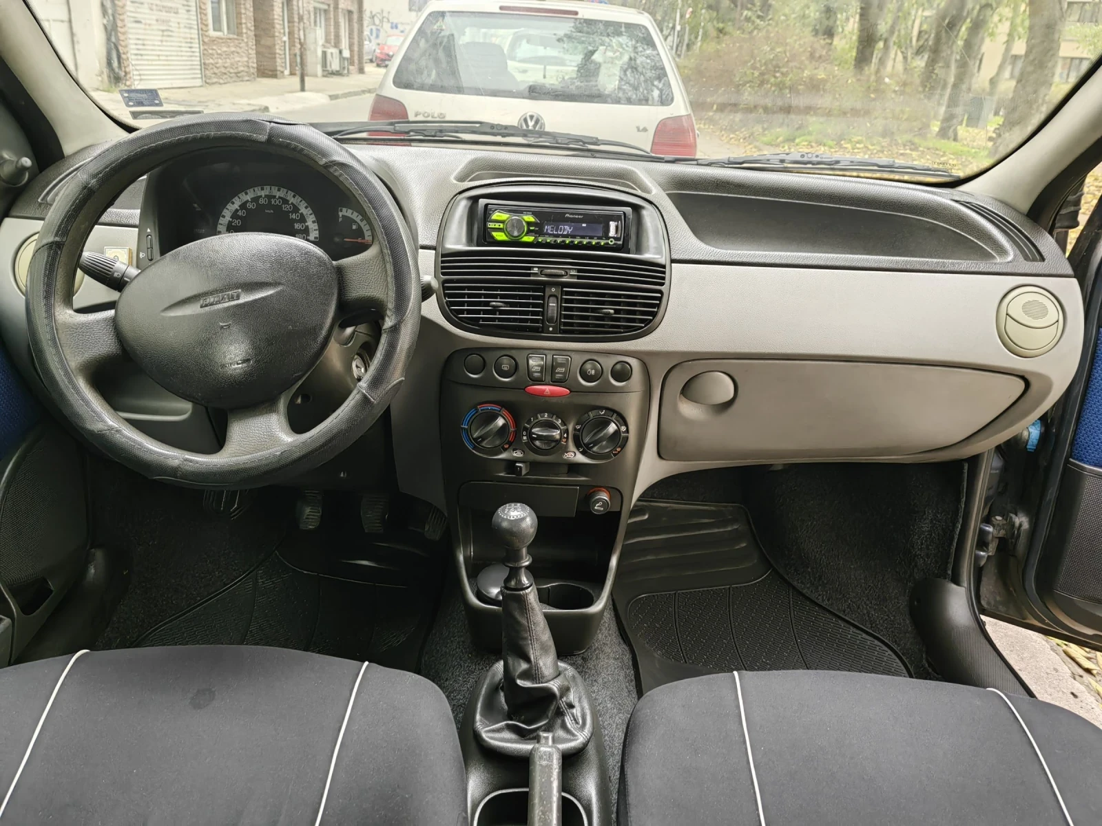 Fiat Punto 1.2, снимка 2 - Автомобили и джипове - 54693169