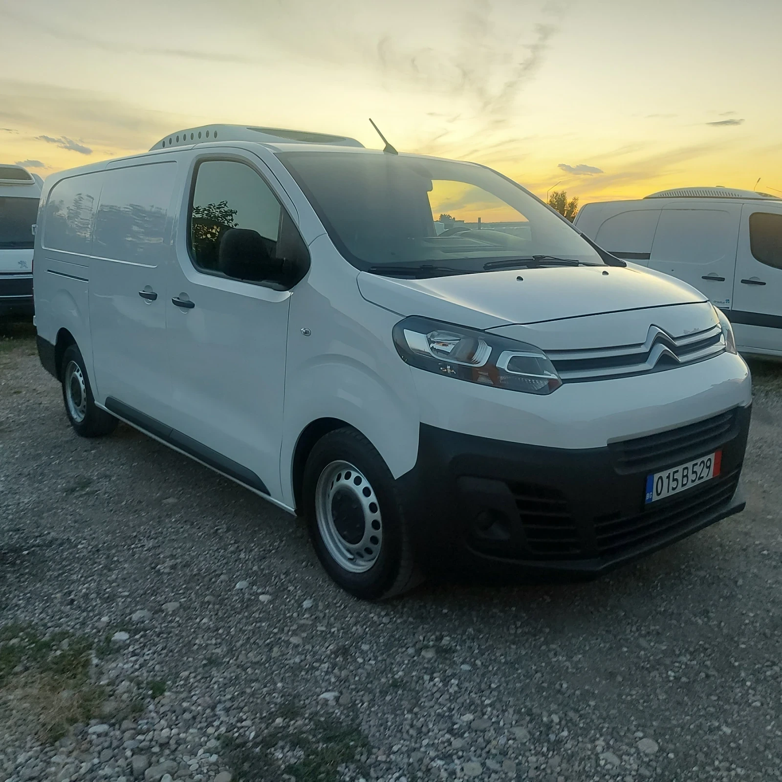 Citroen Jumpy хладилен с климатик, снимка 2 - Автомобили и джипове - 54983661