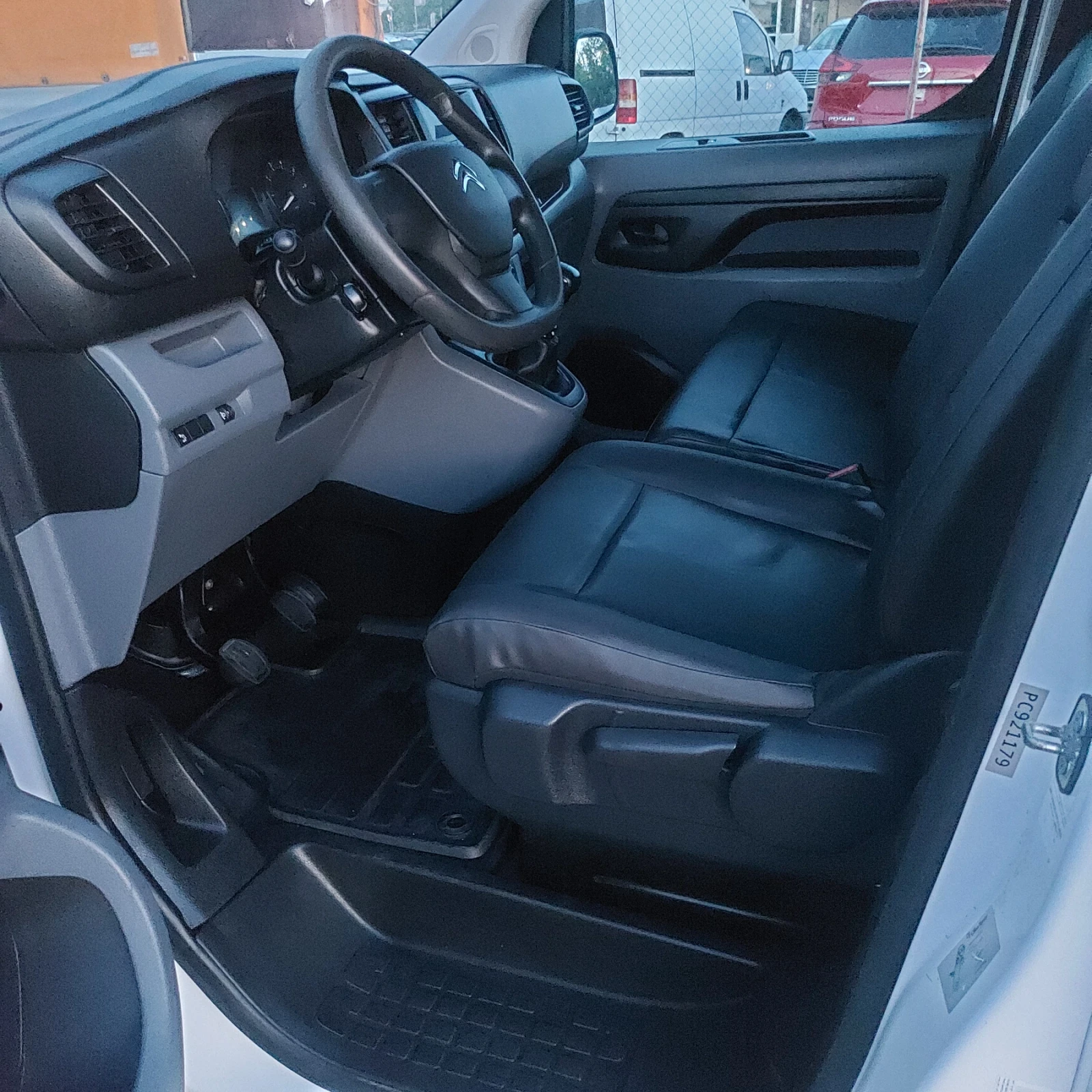 Citroen Jumpy хладилен с климатик, снимка 10 - Автомобили и джипове - 54983661
