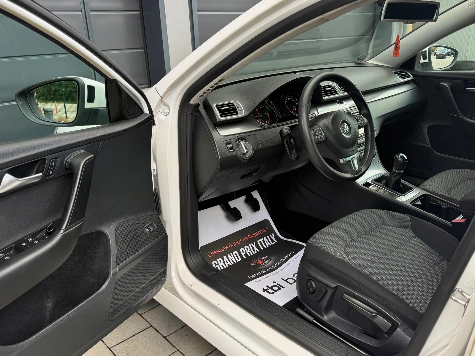 VW Passat 2.0TDI * LED* CAMERA* SideAssist* NAVI* , снимка 7 - Автомобили и джипове - 55280450