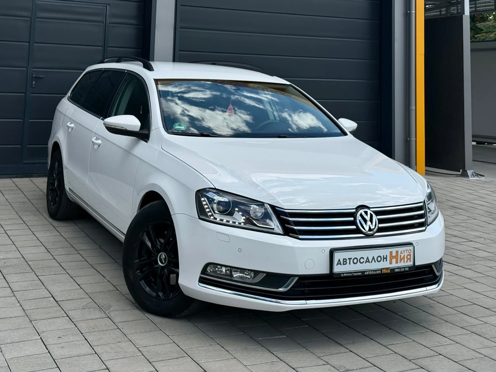 VW Passat 2.0TDI * LED* CAMERA* SideAssist* NAVI* , снимка 3 - Автомобили и джипове - 55280450