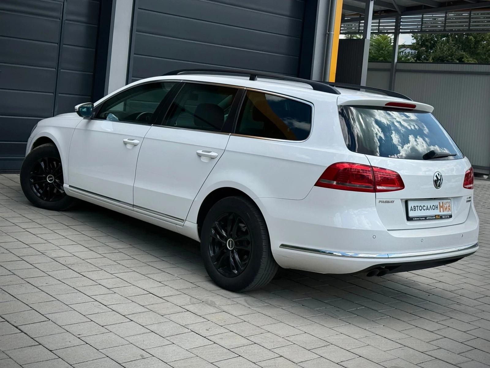 VW Passat 2.0TDI * LED* CAMERA* SideAssist* NAVI* , снимка 5 - Автомобили и джипове - 55280450