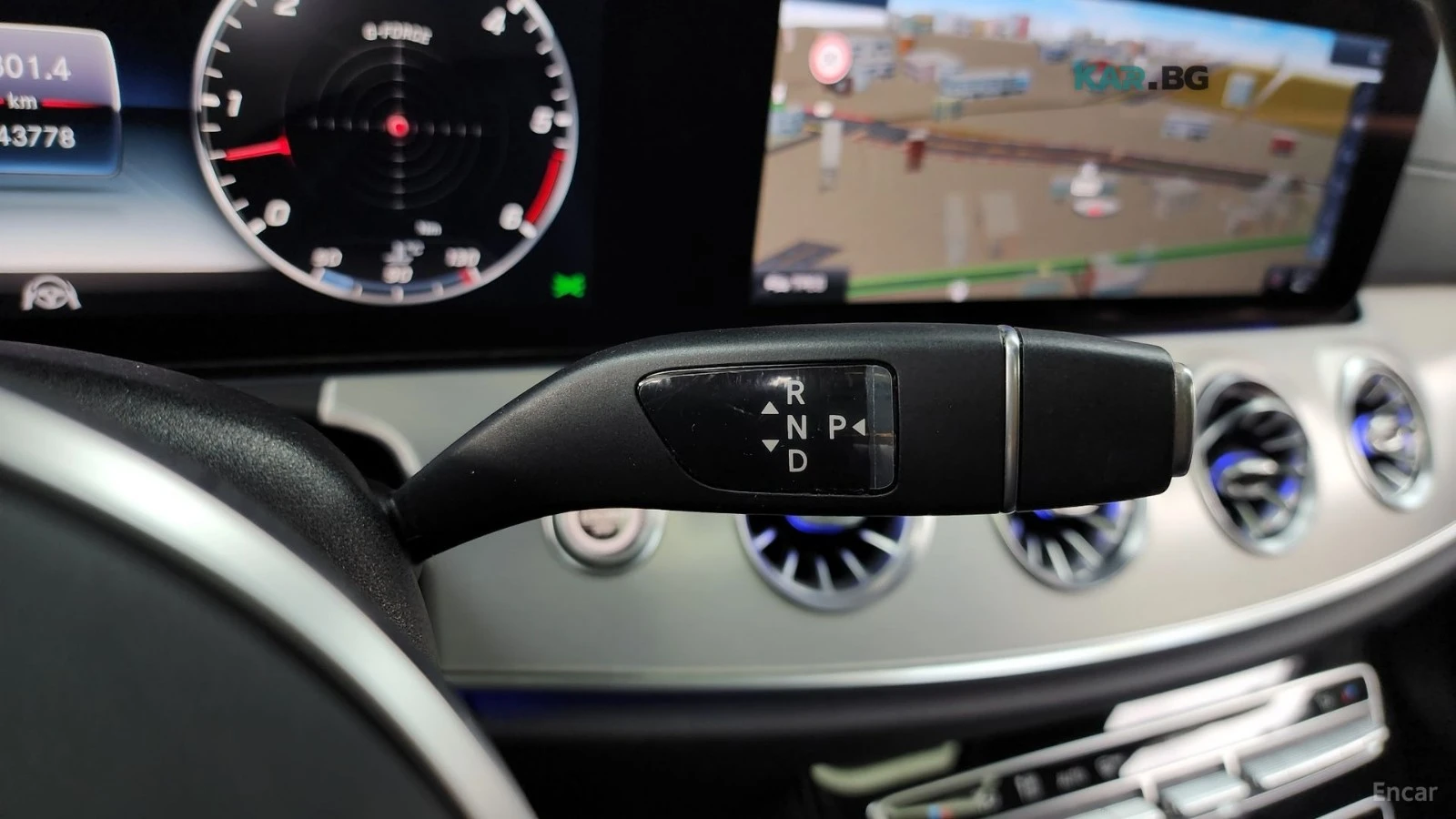 Mercedes-Benz CLS 400 d* 4MATIC* ДИСТРОНИК* ПОДГРЕВ* ОБДУХВАНЕ* 360* HUD, снимка 12 - Автомобили и джипове - 55414646