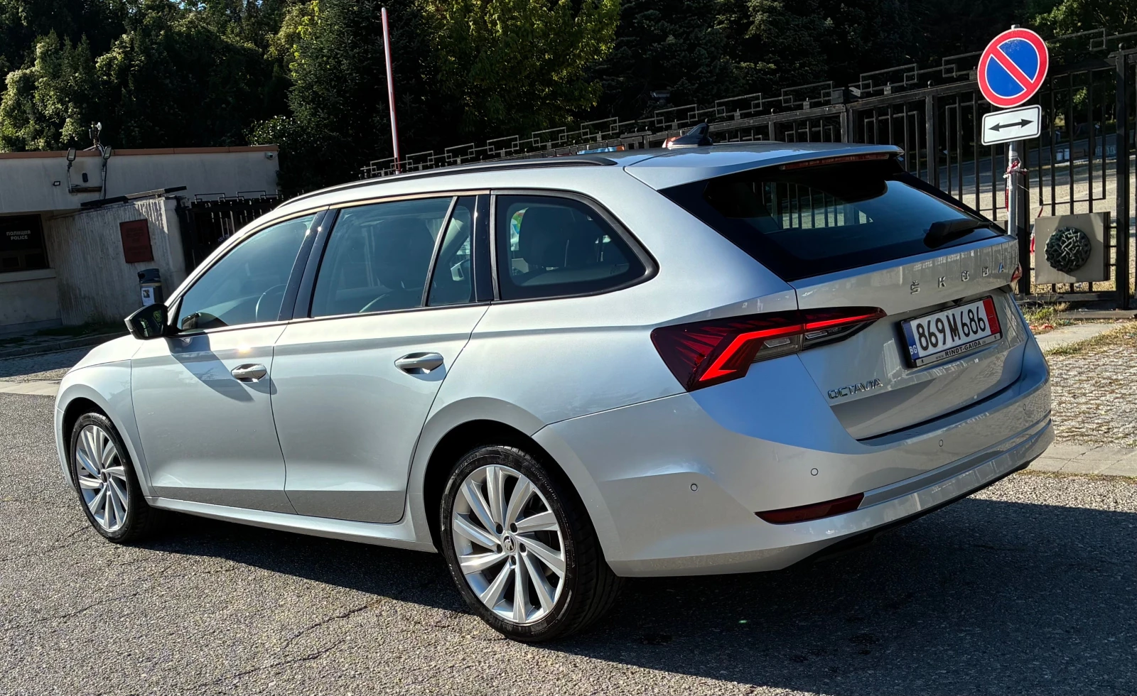 Skoda Octavia 2.0 TDI/150PS/MATRIX/ACC/PDC/LEDAR/KAM, снимка 6 - Автомобили и джипове - 55498383