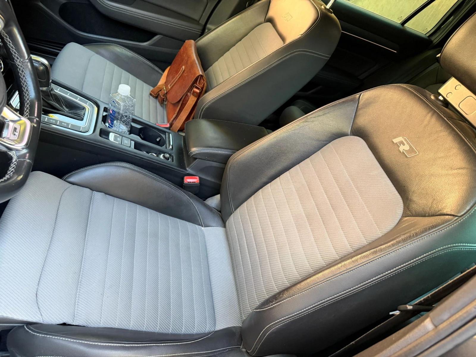 VW Passat 2.0 Bi-TDI 239hp R Line 4 motion DSG7, снимка 14 - Автомобили и джипове - 55973540