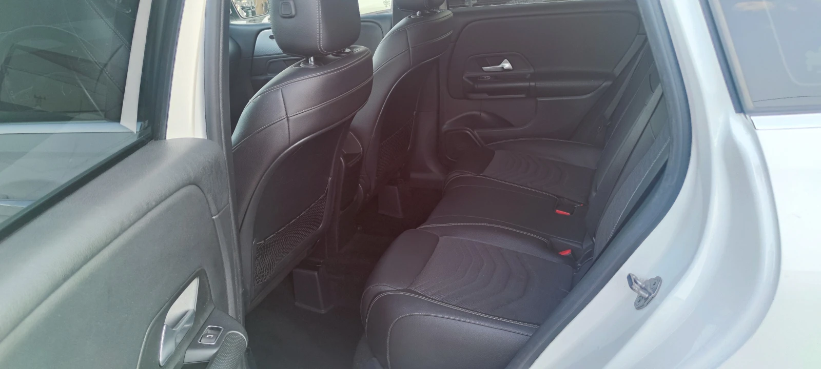 Mercedes-Benz B 200 B200d, снимка 16 - Автомобили и джипове - 56136581