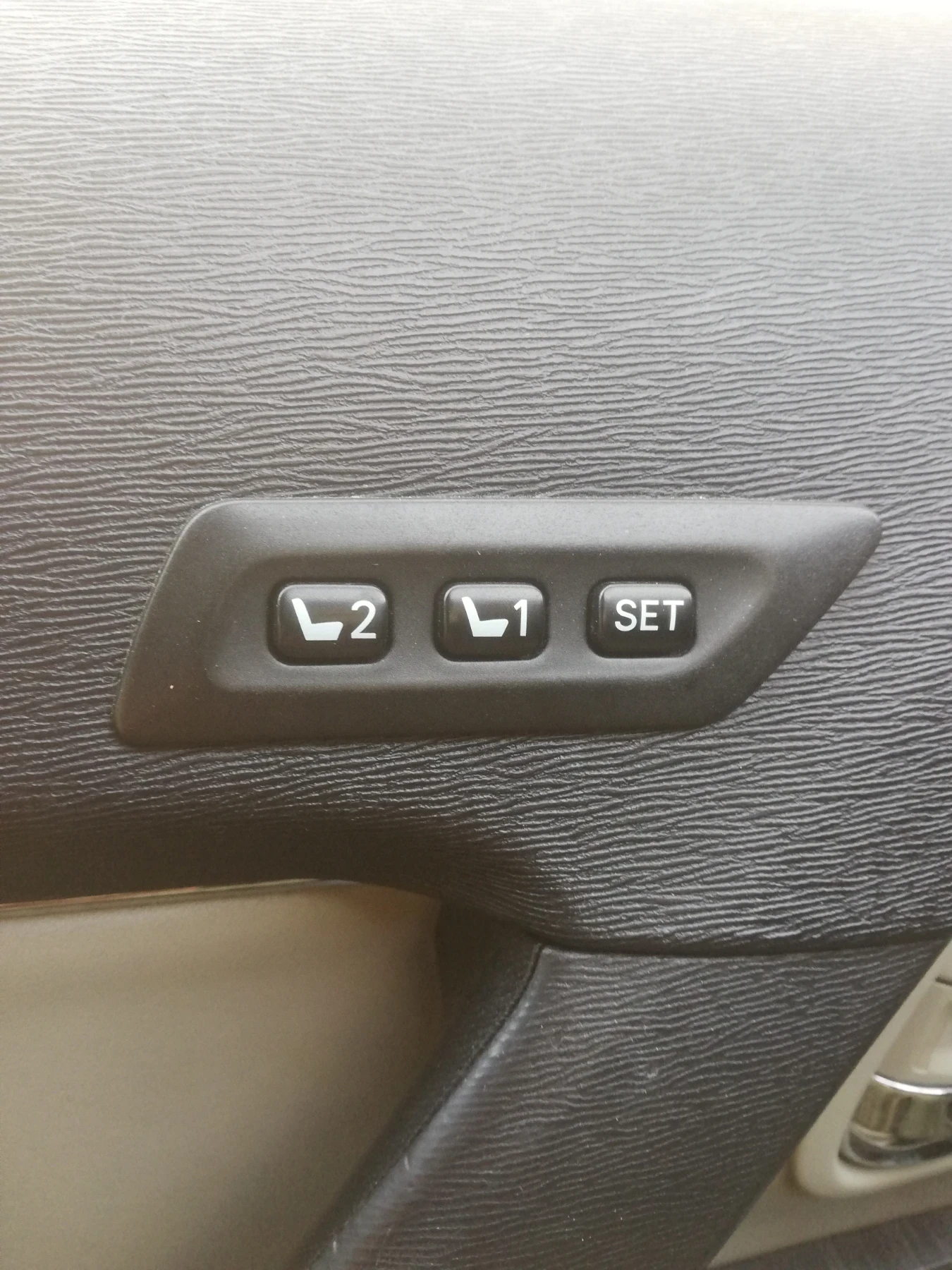 Toyota Avensis 2.0 Luxury | Mobile.bg � ����������� 6