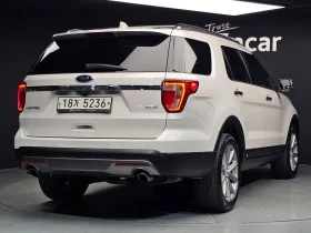 Ford Explorer 2.3 Limited 4Wd, снимка 2