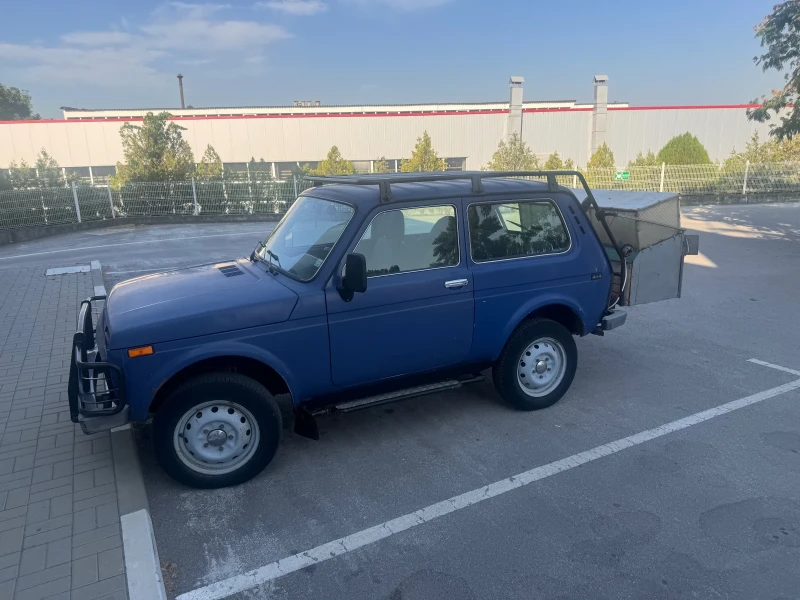 Lada Niva, снимка 1 - Автомобили и джипове - 48429961