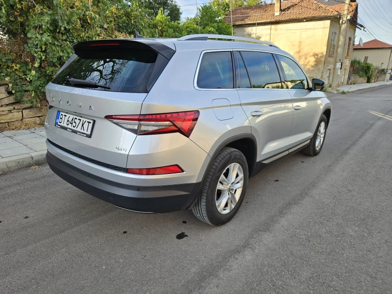 Skoda Kodiaq 2.0TDI* 150* FACE* DSG 4x4 7M* DIGITAL* CAMERA , снимка 4 - Автомобили и джипове - 52913004