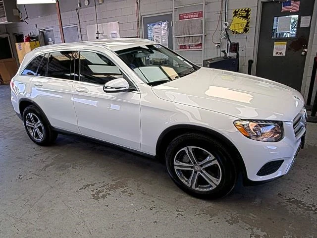 Mercedes-Benz GLC 300 RWD* ПЪРВИ СОБСТВЕНИК, снимка 1 - Автомобили и джипове - 47607569