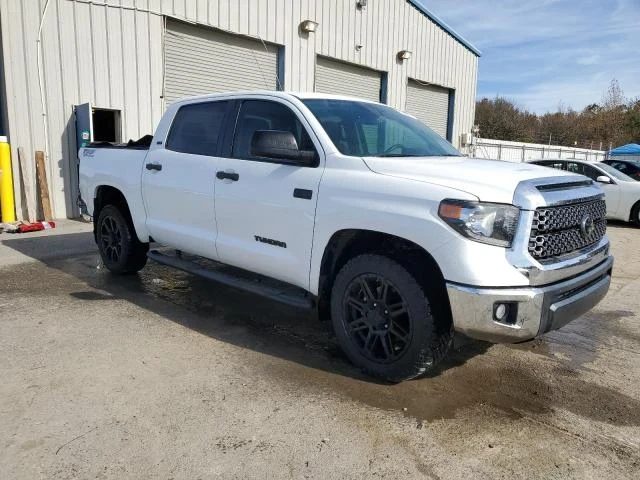 Toyota Tundra, снимка 2 - Автомобили и джипове - 48724904