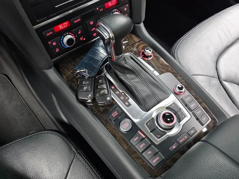 Audi Q7 35 Tdi Quattro Dynamic, снимка 9 - Автомобили и джипове - 55922884