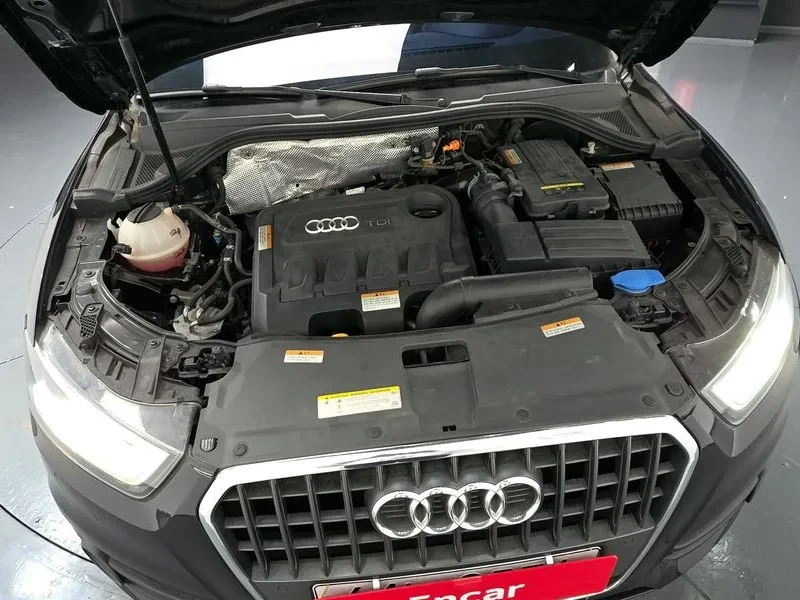 Audi Q3 2.0 TDI Quattro - САМО 30% АВАНС, снимка 12 - Автомобили и джипове - 56066418