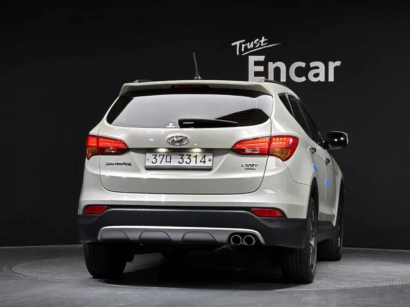 Hyundai Santa fe 2.2 4WD EXCLUSIVE, снимка 4 - Автомобили и джипове - 56354025