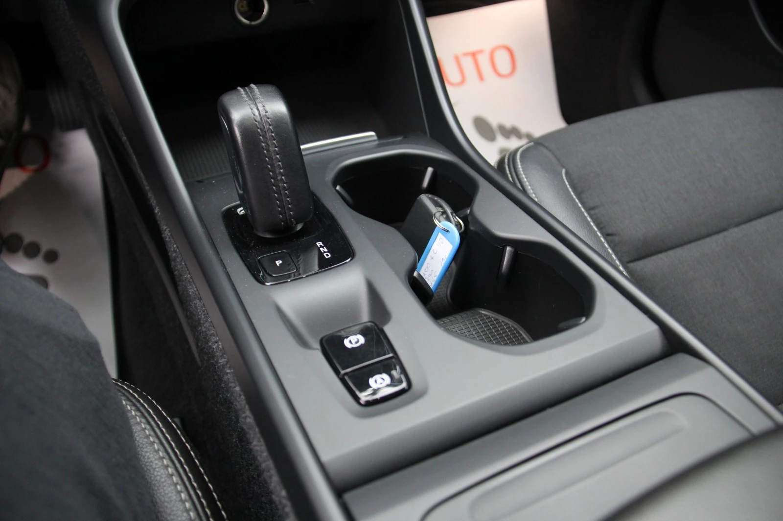 Volvo XC40 D4/AWD/Momentum | Mobile.bg   15