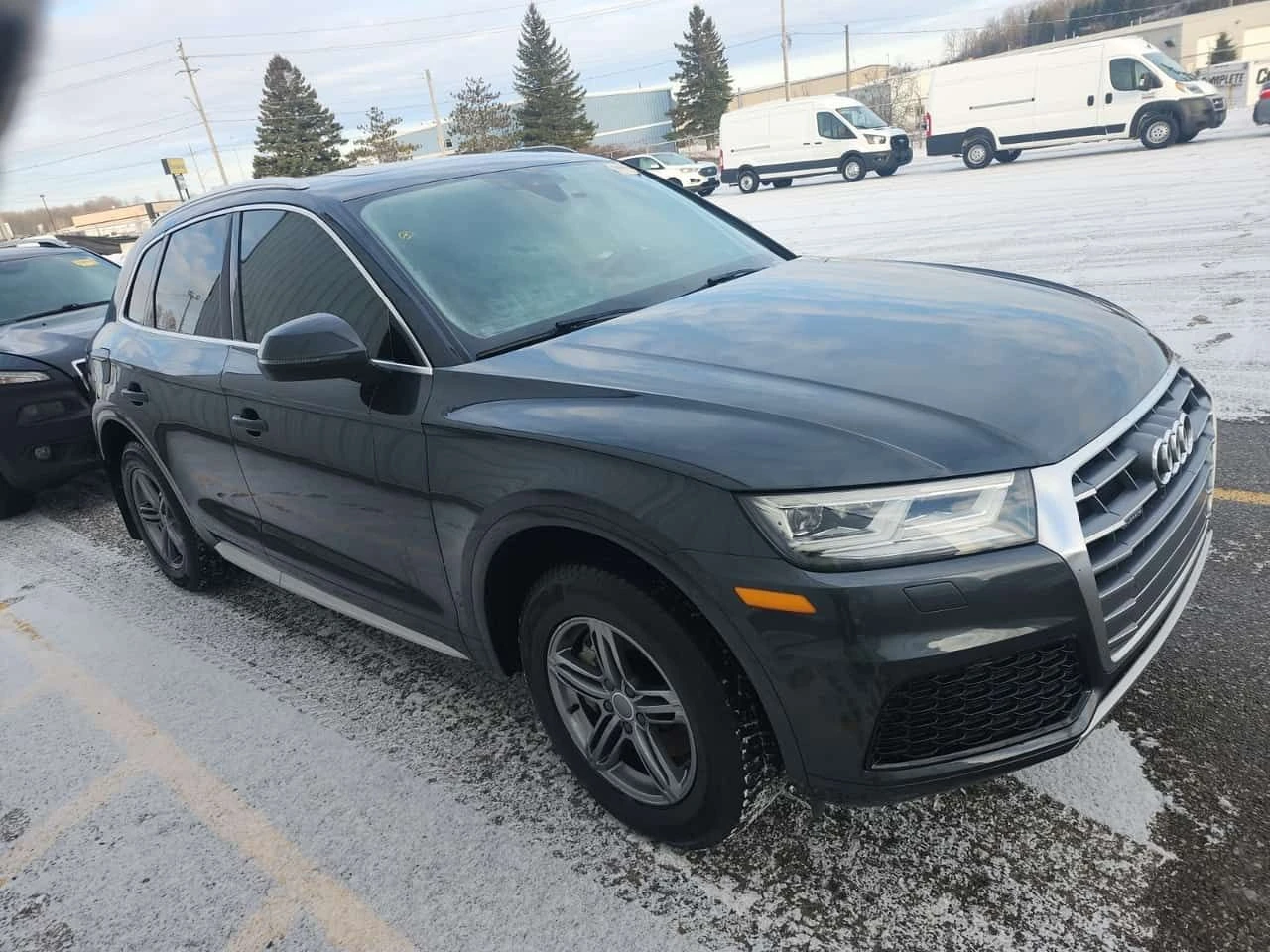 Audi Q5 * PROGRESSIV * CARFAX * ПАНОРАМА, снимка 2 - Автомобили и джипове - 53896788