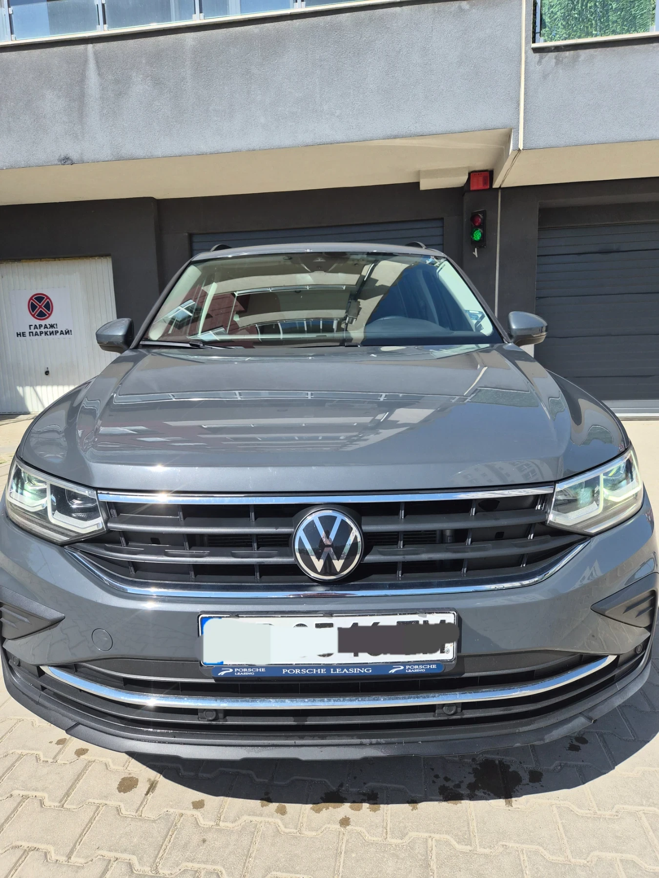 VW Tiguan Фабрична Гаранция-4х4-2.0TDI-А/Т, снимка 6 - Автомобили и джипове - 54440971