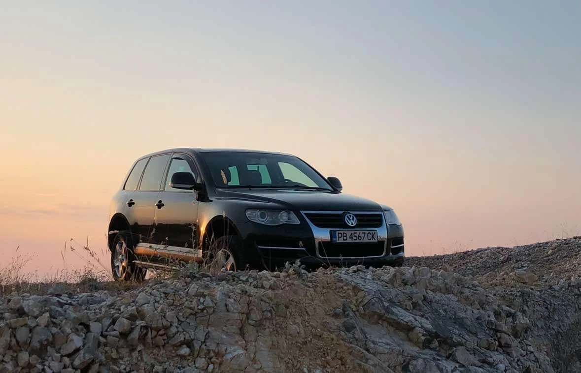 VW Touareg 3.0 TDI, снимка 6 - Автомобили и джипове - 54825407