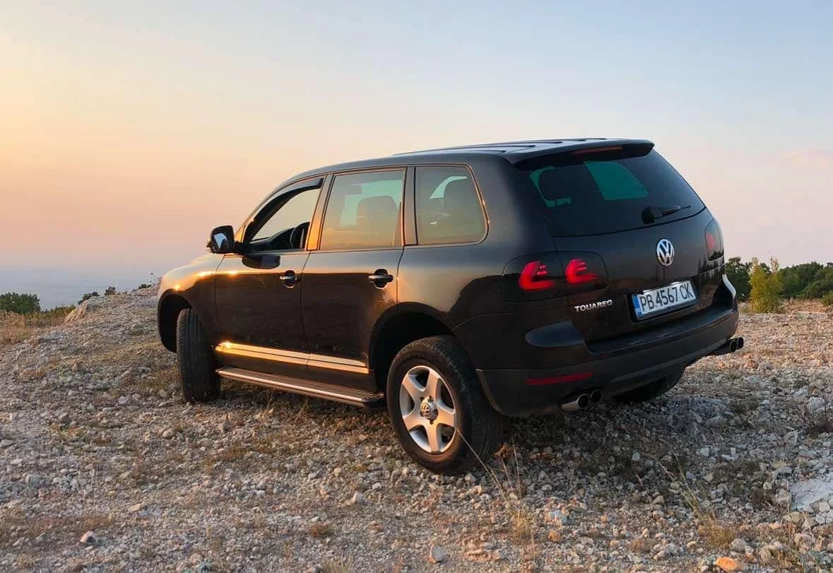 VW Touareg 3.0 TDI, снимка 3 - Автомобили и джипове - 54825407